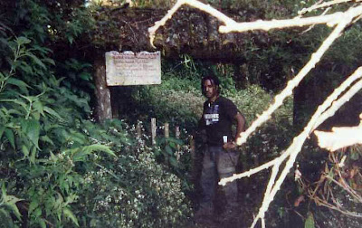 nemu makam.jpg