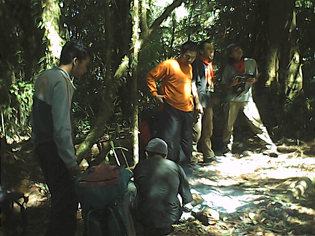 Ciremai, 20-23 September 2003 1 - 017.jpg