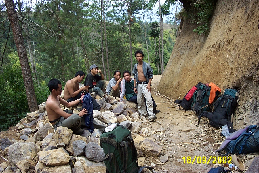 Ciremai, 20-23 September 2003 2 - 003.jpg