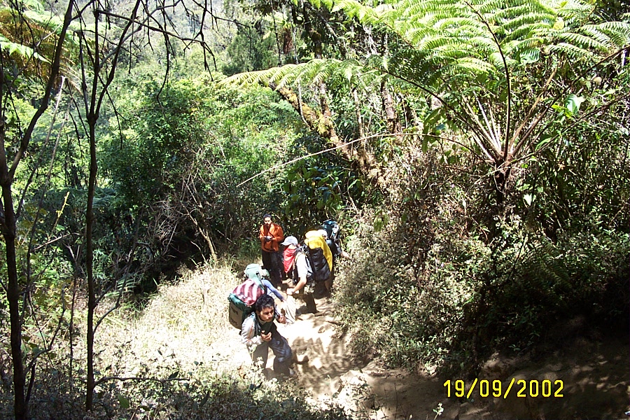 Ciremai, 20-23 September 2003 2 - 015.jpg