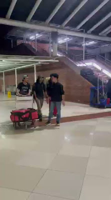 WhatsApp Video 2025-12-12 at 5.42.50 AM.mp4